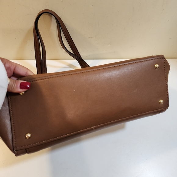 Nine West  Chelsea Tan Spacious Tote Bag - Picture 10 of 16